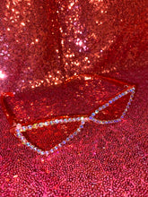 Load image into Gallery viewer, Pink Vintage Cat Eye Diamond Sunnies
