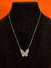 Load image into Gallery viewer, Butterfly Effect necklace
